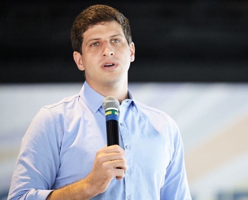 outro-lado:-liderancas-questionam-institutos-que-deram-queda-de-vantagem-para-raquel