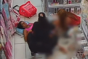 mulher-da-a-luz-dentro-de-loja-de-enxoval-no-centro-do-recife