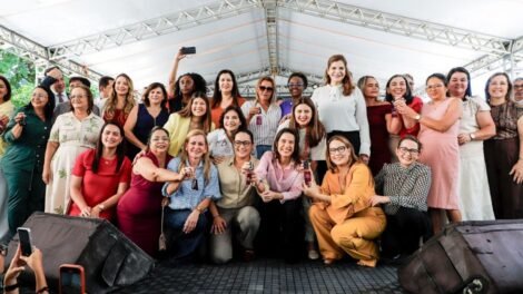 raquel-lyra-entrega-182-veiculos-para-a-rede-municipal-de-politicas-para-mulheres 