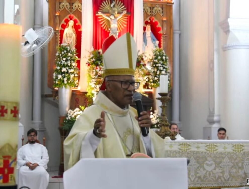 bispo-do-pajeu-critica-lei-da-dosimetria-e-cobra-punicao-a-responsaveis-por-8/1