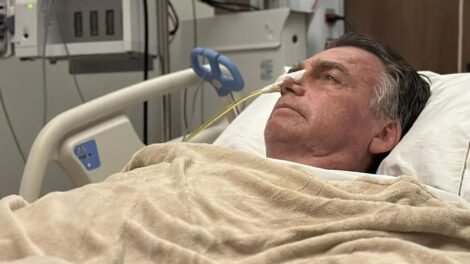 cirurgia-de-bolsonaro-termina-sem-intercorrencias,-diz-michelle