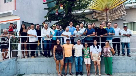 marconi-santana-volta-reunir-liderancas-em-carnaiba-e-da-inicio-a-mobilizacao-da-pre-campanha