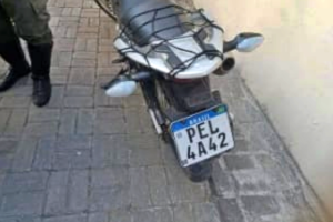 motocicleta-roubada-e-recuperada-e-trio-e-detido-com-drogas-e-dinheiro-em-operacao-no-recife