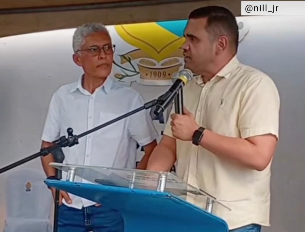 ao-lado-de-adelmo-santos,-artur-amorim-diz-que-“com-grupo-unido,-nao-tem-pra-ninguem