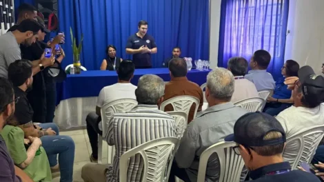 presidente-do-ipa-miguel-duque-entregou-2-novos-veiculos-para-o-(ipa)-de-afogados-da-ingazeira.