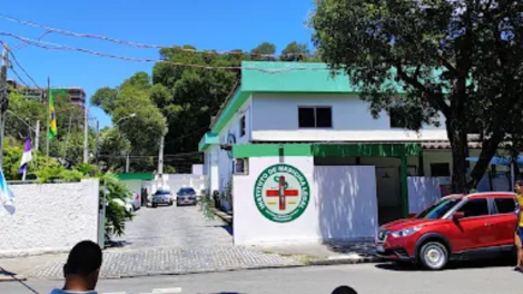 mulher-e-morta-a-tiros-pelo-companheiro-no-ibura;-suspeito-comete-suicidio-apos-o-crime