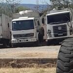 caminhao-da-coleta-de-serra-talhada-se-envolve-em-acidente-na-pe-320-em-afogados-da-ingazeira