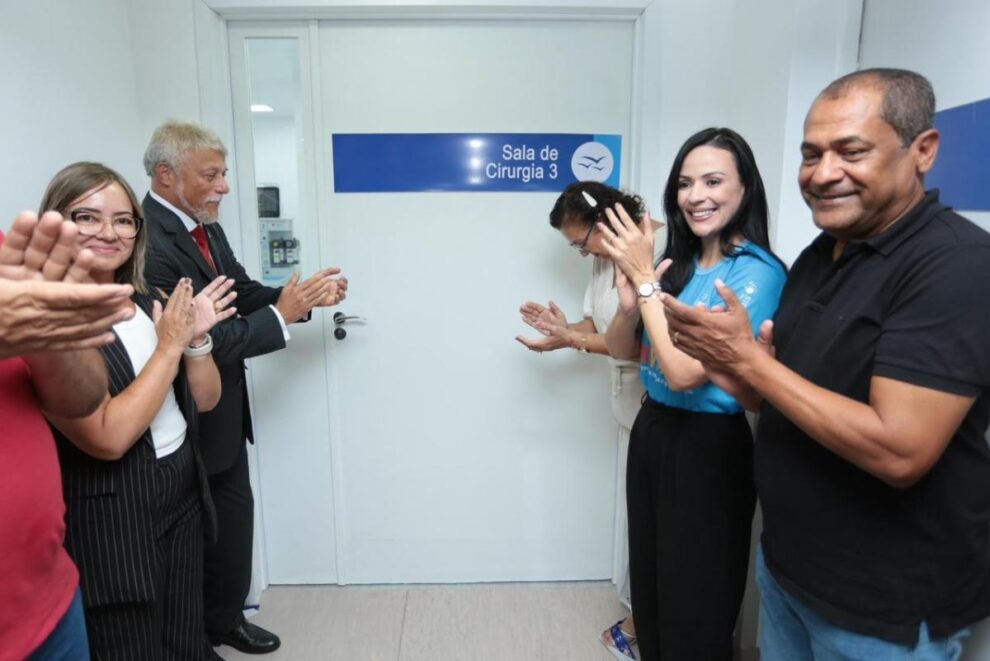 marcia-conrado-participa-da-inauguracao-da-terceira-sala-cirurgica-da-fundacao-altino-ventura-em-serra-talhada