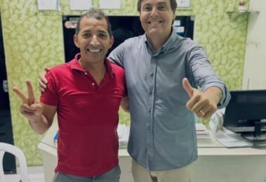 carnaiba:-suplente-de-vereador-clecio-da-vidracaria-declara-apoio-a-pre-candidatura-de-marconi-santana