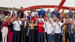lula-visita-fabrica-do-ache-em-pernambuco-ao-lado-de-raquel-lyra,-joao-campos-e-ministro-da-saude