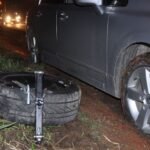 tres-veiculos-caem-em-cratera-na-pe-320-entre-afogados-e-carnaiba-na-noite-desta-segunda-em-questao-de-segundos