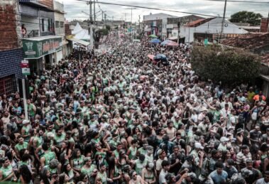 to-na-folia-e-mela-mela-arrastaram-multidoes-no-carnaval-de-afogados