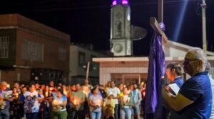 via-sacra-reune-fieis-e-emociona-comunidade-nas-ruas-de-carnaiba