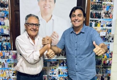 politica:-marconi-santana-carimba-adesao-de-anchieta-crente-e-impulsiona-musculatura-do-seu-grupo-em-carnaiba